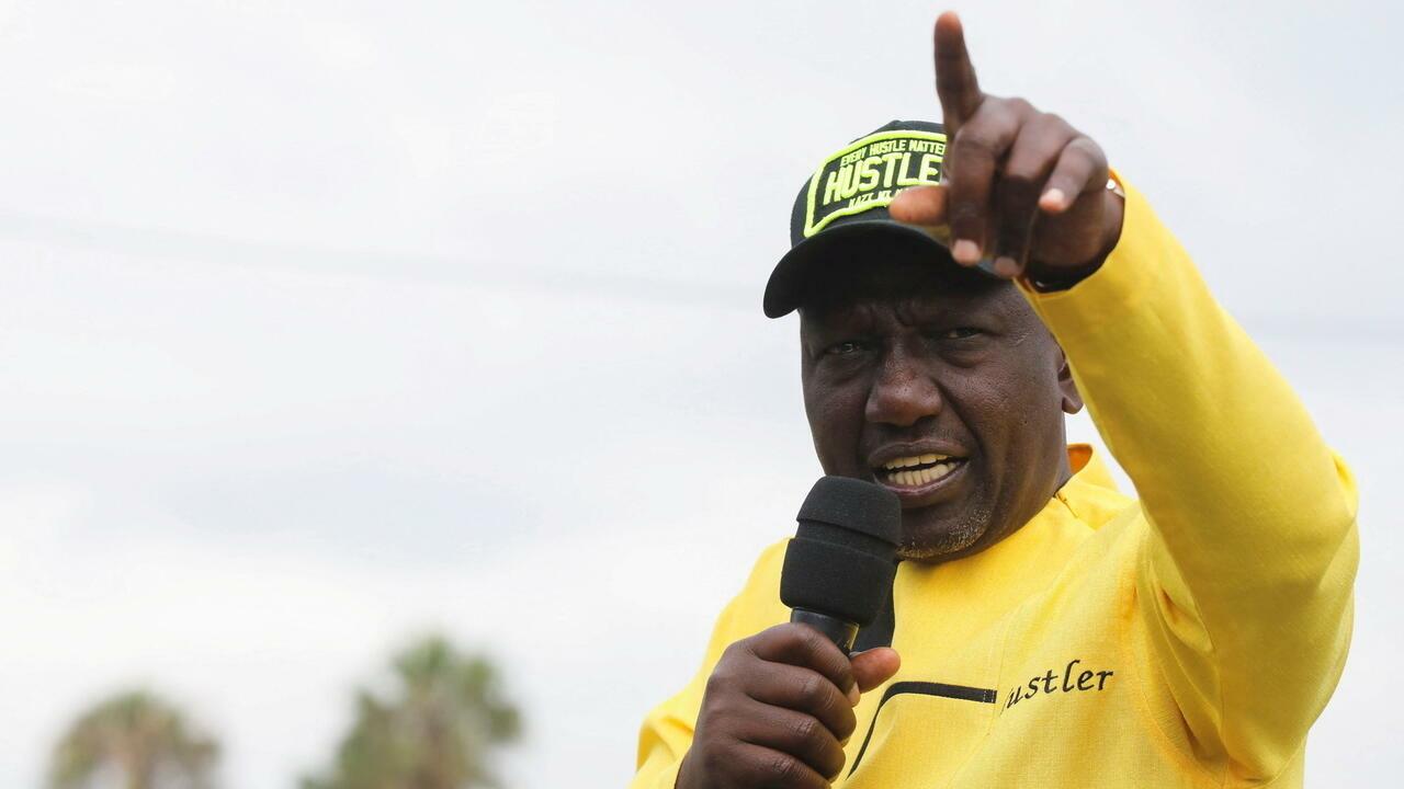 FILE PHOTO: Kenya&rsquo;s Deputy President and presidential candidate under United Democratic Alliance (UDA) party William Ruto addresses a campaign rally ahead of the forthcoming elections in Karen neighbourhood of Nairobi, Kenya January 18, 2022. REUTERS/Baz Ratner/File Photo